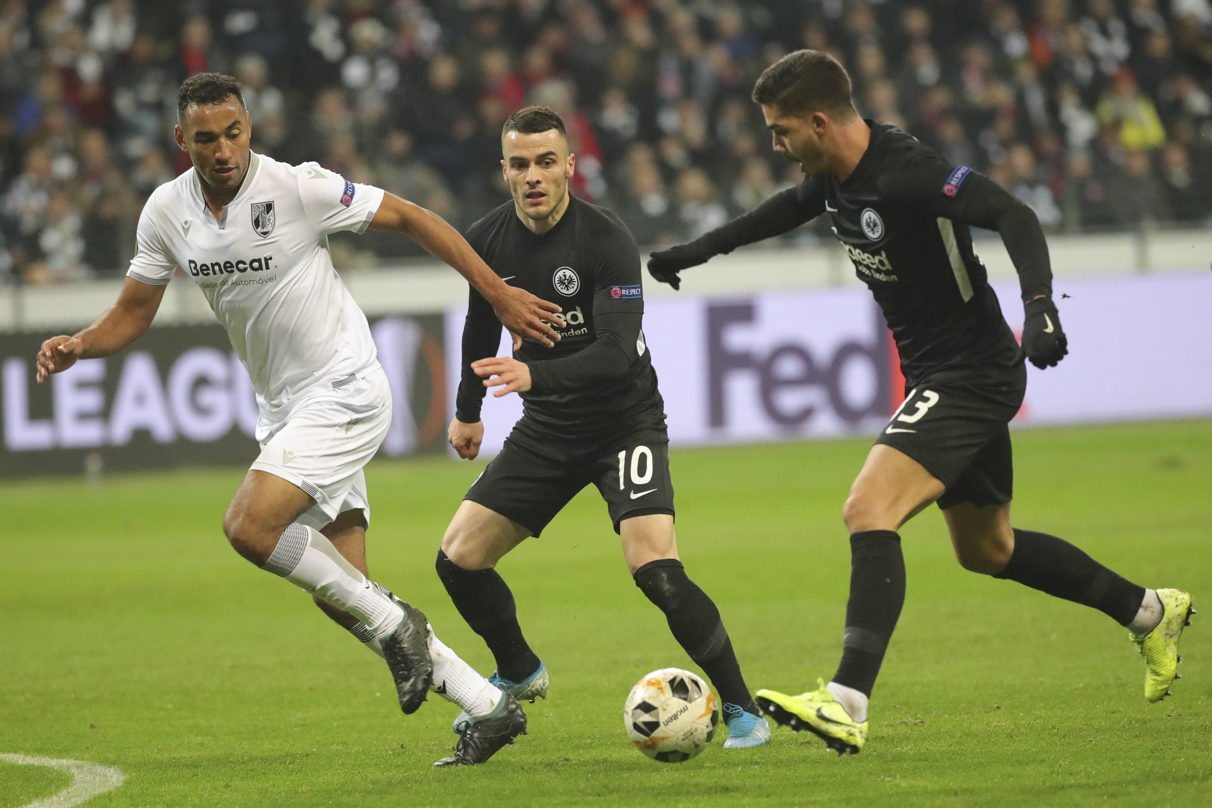 尊龙凯时-巴黎圣日耳曼现役球员转投英超联赛(巴黎圣日耳曼足球队阵容)